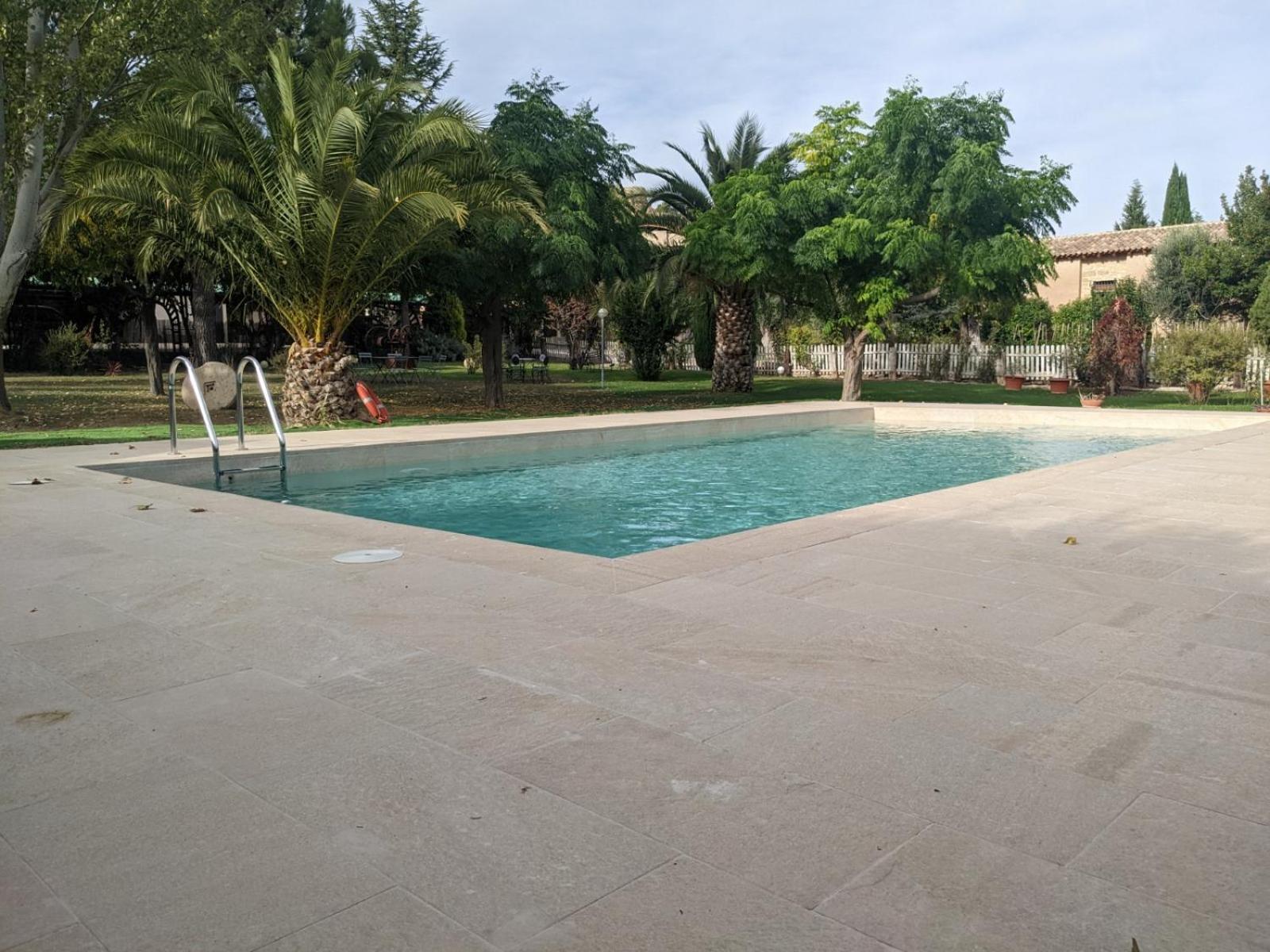 לה פרסנדה Hotel El Convent 1613 מראה חיצוני תמונה